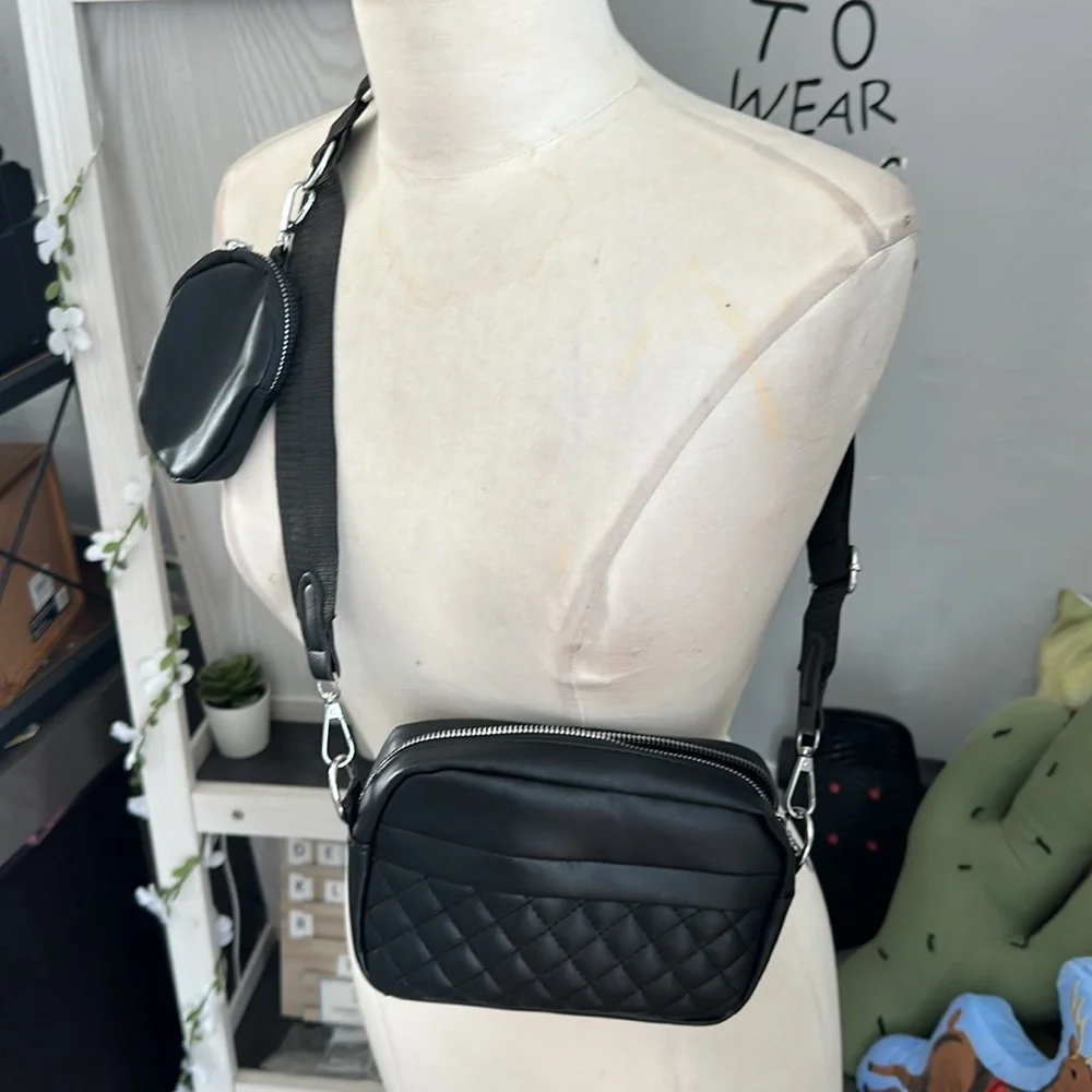 Quilted mini bag with attached coin purse - Picture 5 of 7